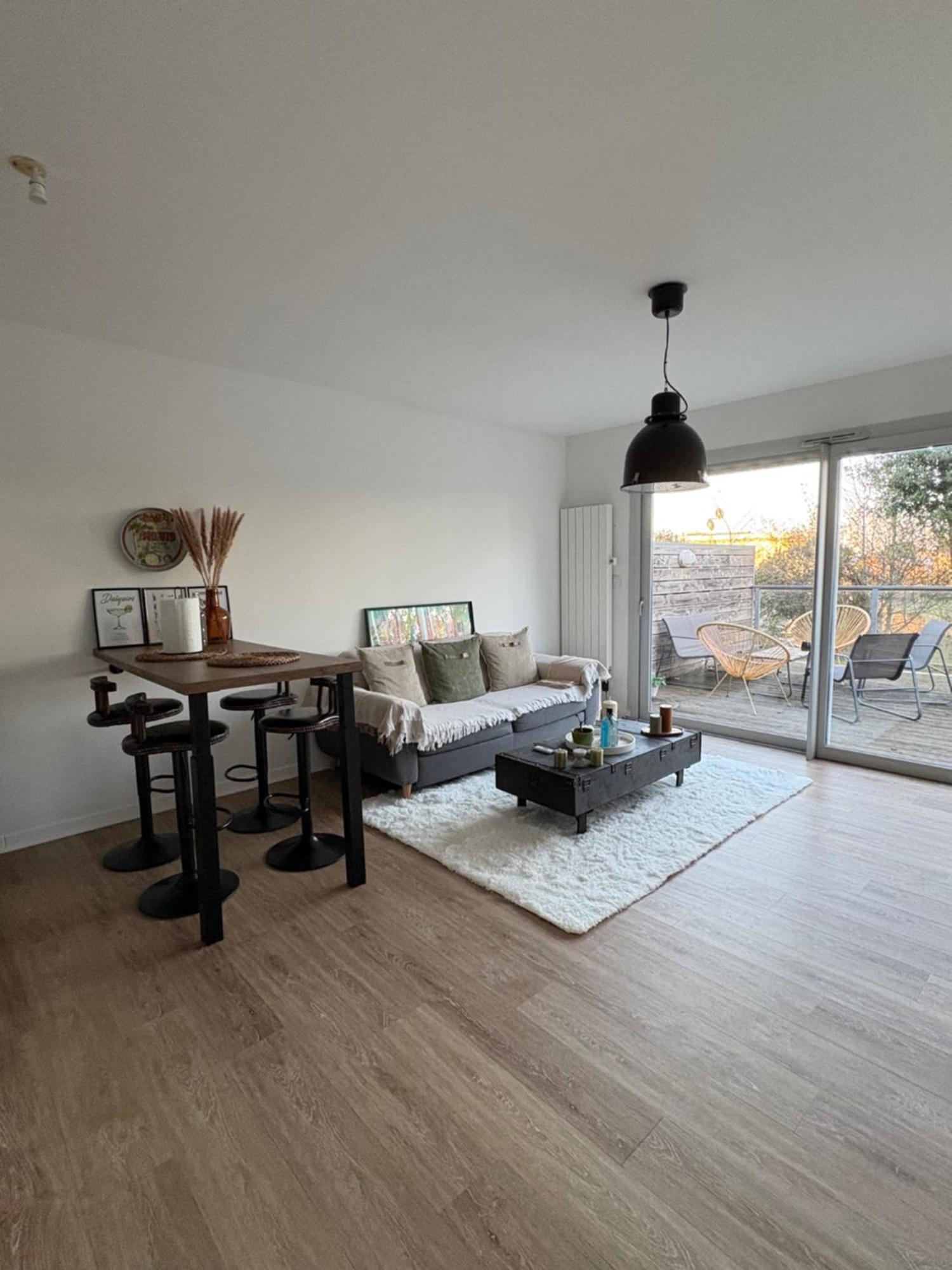 Le Charmant Des Coteaux, Free Parking & Free Wifi Toulouse Bagian luar foto